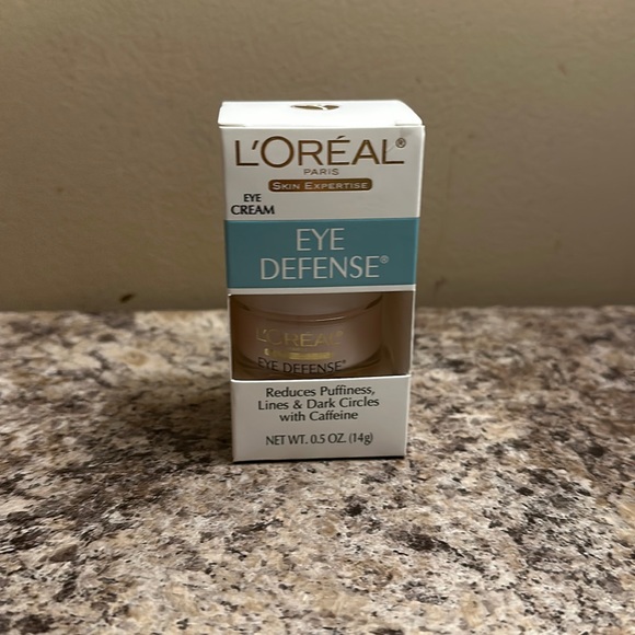 L’Oréal eye cream - Picture 1 of 4